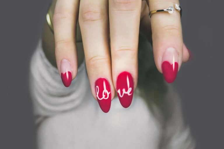Elegant nail extensions and manicure in Leiden